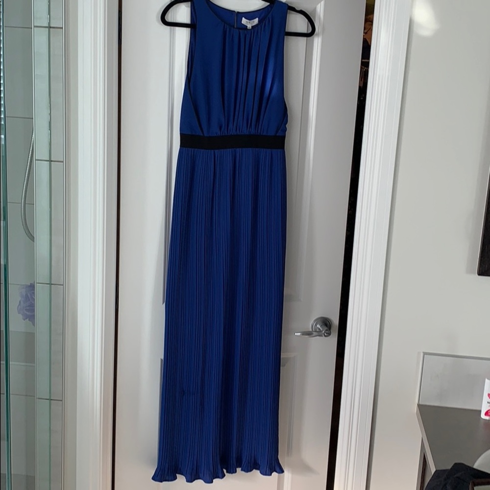 Blue Maxi!